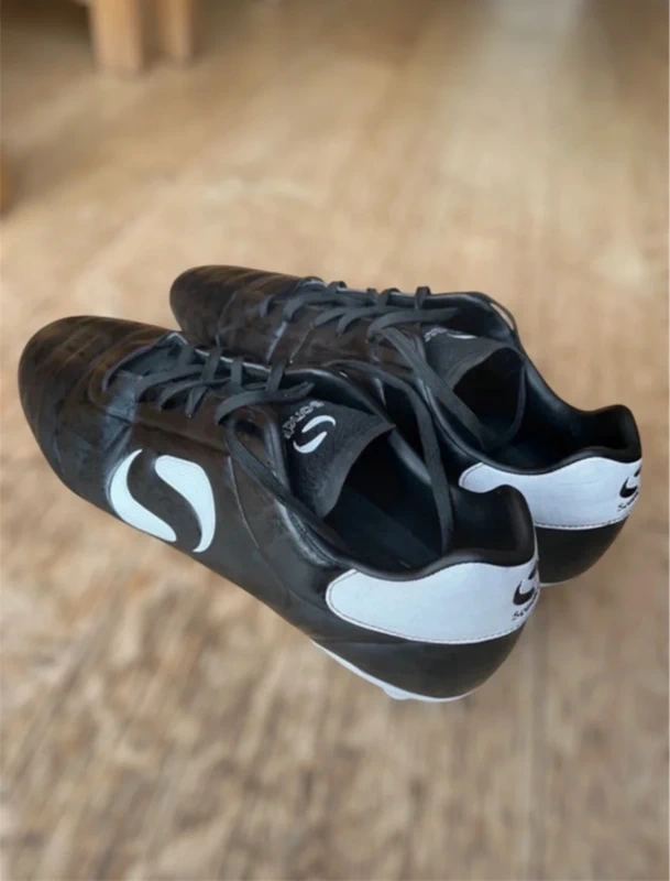 Brand new Sondico Football boots